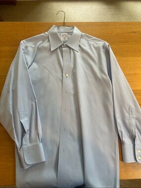 Brooks Brothers Light Blue Men's Dress Shirt - Point Collar